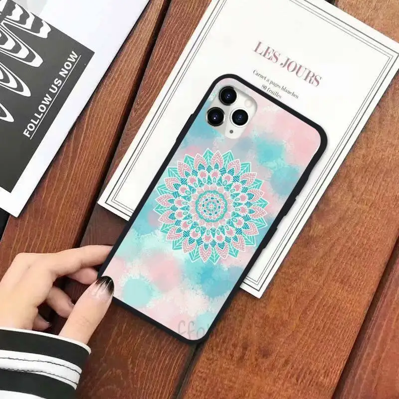 

Color mandala pattern painting shell Phone Case for iPhone 11 12 pro XS MAX 8 7 6 6S Plus X 5S SE 2020 XR