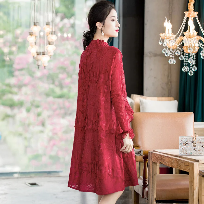 Женское плиссированное платье с вышивкой новое свободное большое