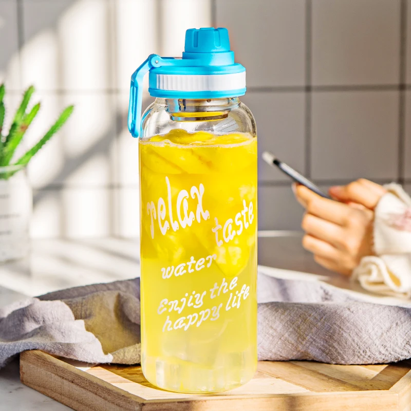 Многоразовая детская бутылка для воды изолированная плоская молочная Милая