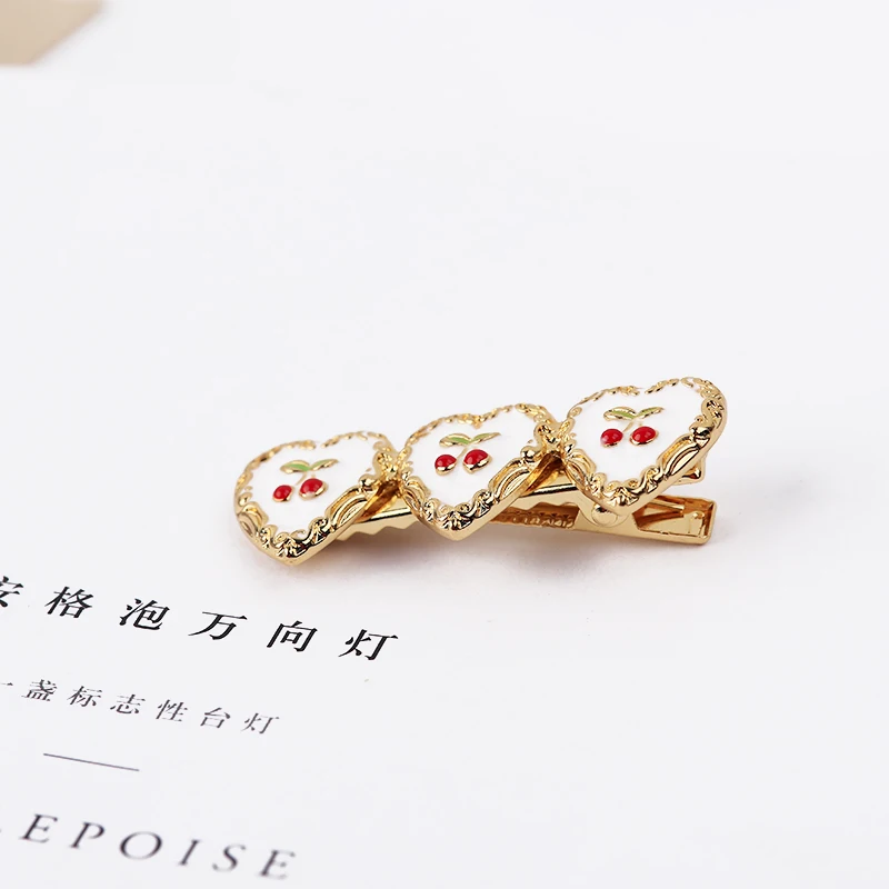 Заколки для волос женские модные милые и романтичные эмалированные с вишенками