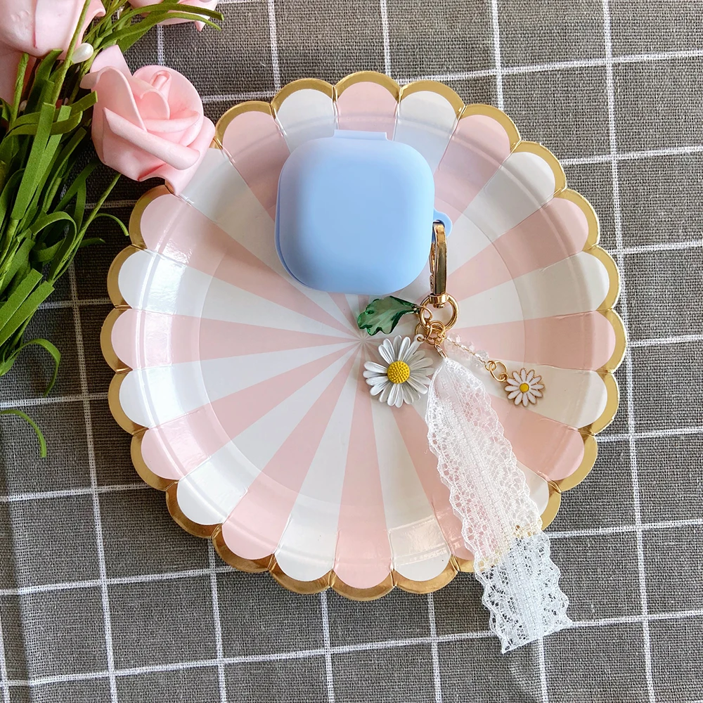 

Cute Silicon Cover for Samsung Galaxy Buds Live 2020 Case Bluetooth Earphone Protective Box Bag Flower Lace Lanyards Charm Decor