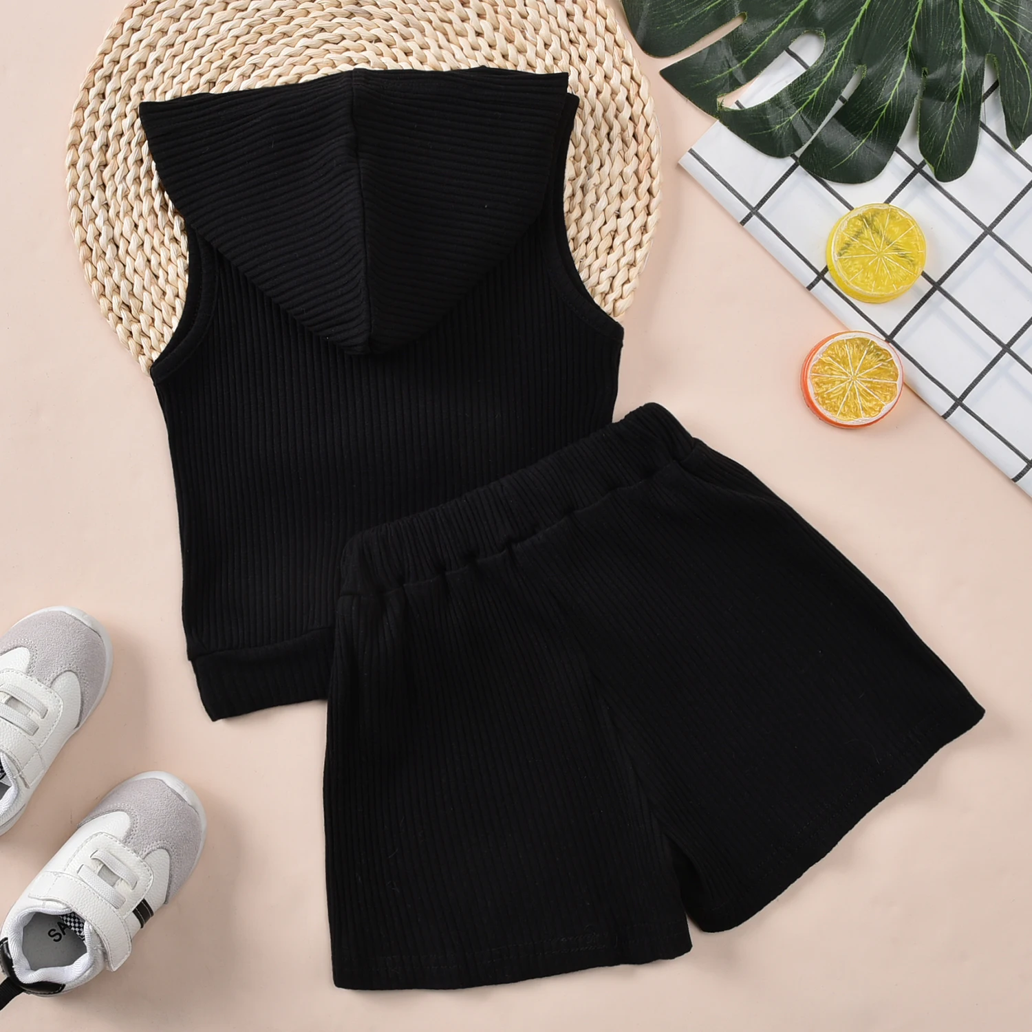 

2021 New Summer 0-18M Baby Girl 2Pcs Set Hooded Front Pocket Buttons Sleeveless Top+Shorts Infant Clothes Black/Army Green