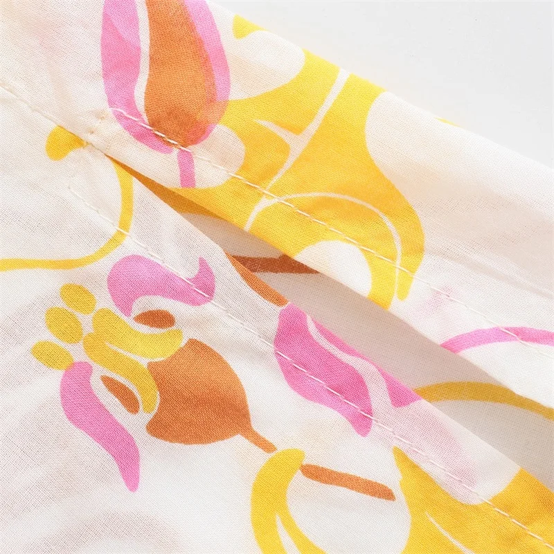 

MESTTRAF 2021 Women Fashion Stand Collar Totem Floral Print Blouse Female Long Sleeve Chic Shirt Pockets Blusas