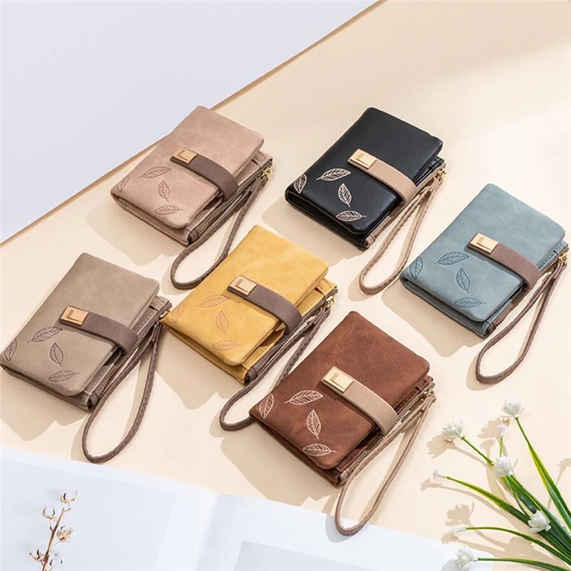 

Engraved Leaves Small Wallet Women Wristlet Brand Women Purse Soft Pu Leather Ladies Wallet Card Holder Mini Girl Purse Clutch