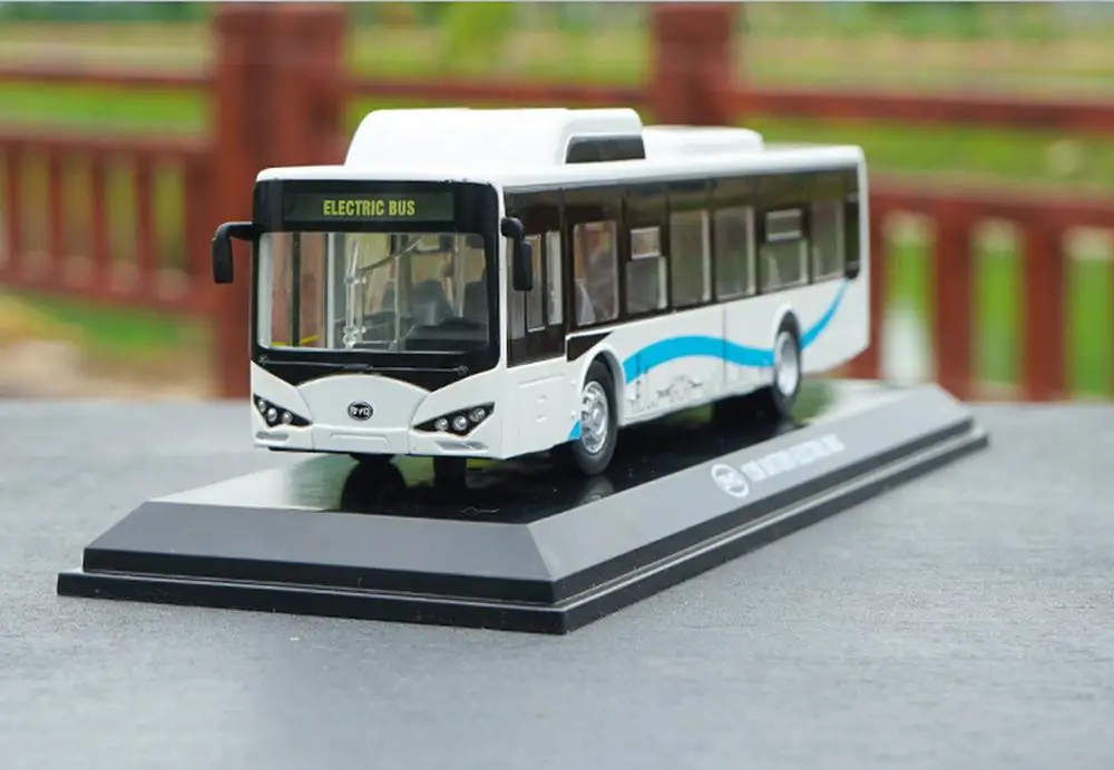 1/64 BYD K9 K8 12m аккумулятор электрический автобус белая Коллекционная модель под