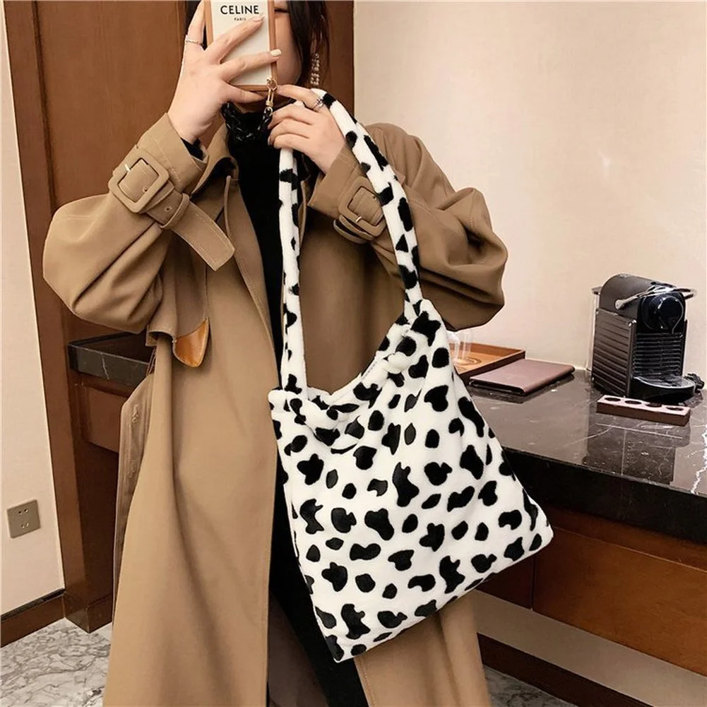 

Winter Furry Women Large Handbags Fashion Cow Pattern Ladies Shoulder Messenger Bags Soft Plush Female Girls Travel Casual Tote