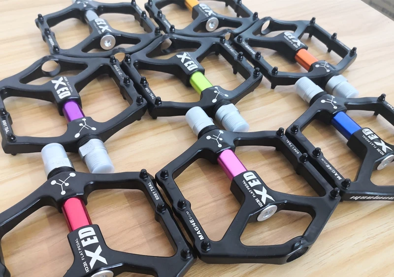 Новые велосипедные педали MTB шоссейные велосипедные педали Подшипник платформы из магниевого сплава сверхлегкие велосипедные педали 8 цветов на выбор