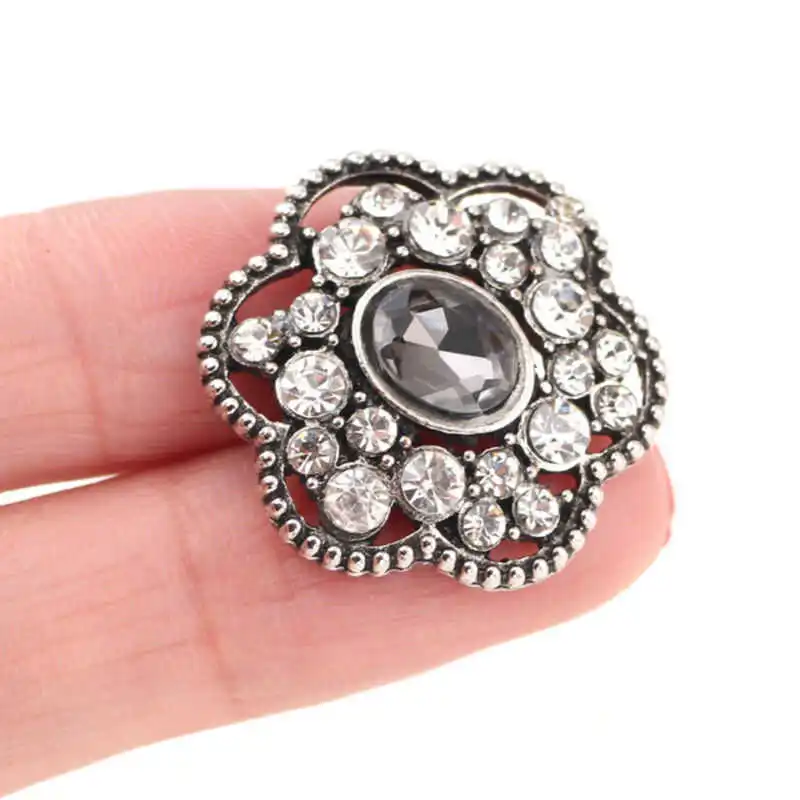

Fashion Crystal 18mm Snaps Button Charm Snaps Jewelry Metal Button Snap Fit Ginger Snaps Necklace Bracelet Women