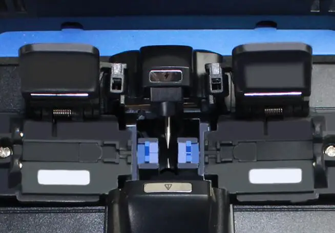 Полностью автоматический интеллектуальный сварочный аппарат для