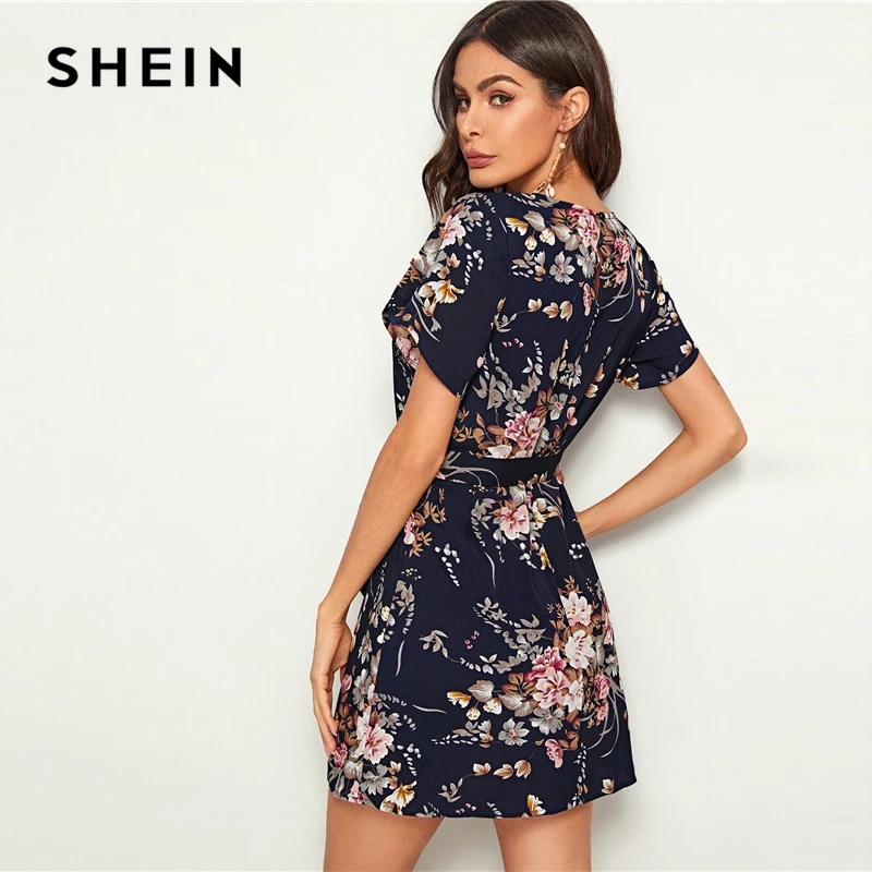 SHEIN темно-синее платье с цветочным принтом, рукав-лепесток, туника с поясом, женское летнее платье с коротким рукавом, прямые богемные короткие платья