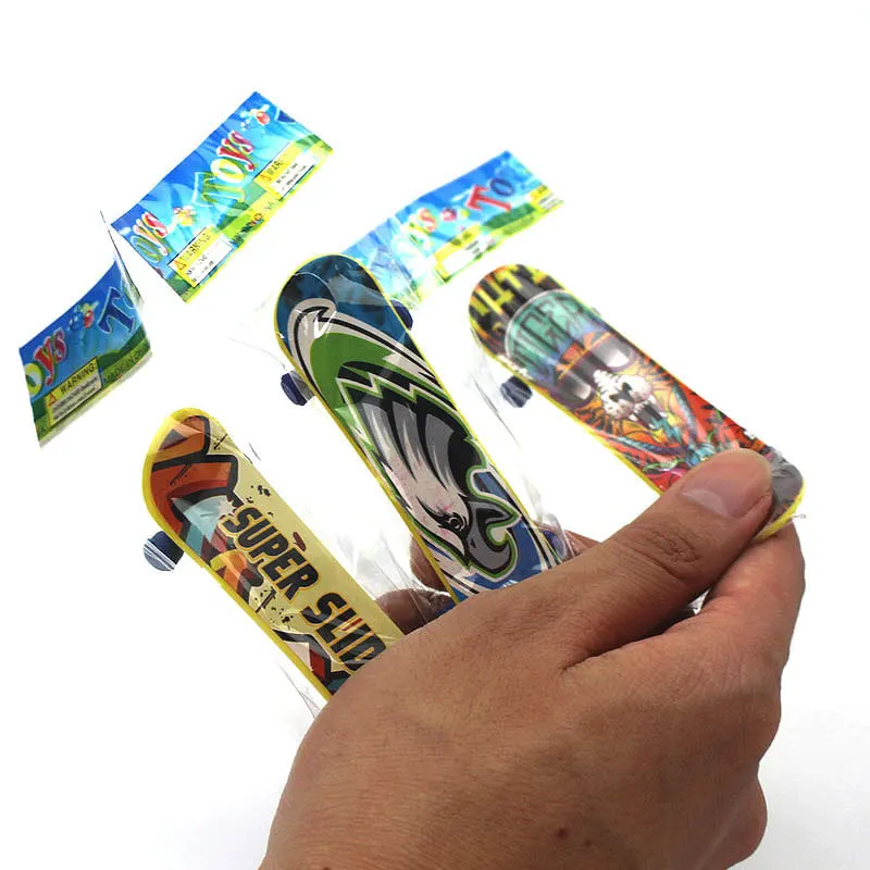 Plastic Mini Skate Finger Skateboarding Fingerboard Novelty Gag Toys For Boys Children Skateboard Finger Board Gifts images - 6