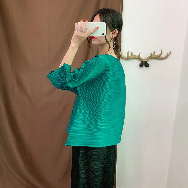 LANMREM синяя свободная плиссированная футболка с круглым вырезом и рукавом в семь