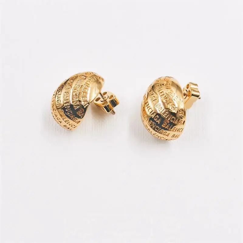 

French nostalgic vintage style brass gold-plated earrings