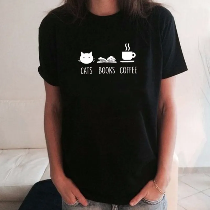 

Женская футболка с принтом кошек книги кофе со слоганом с надписью забавная графика летняя мягкая хипстерская футболка хлопковая Повседне...