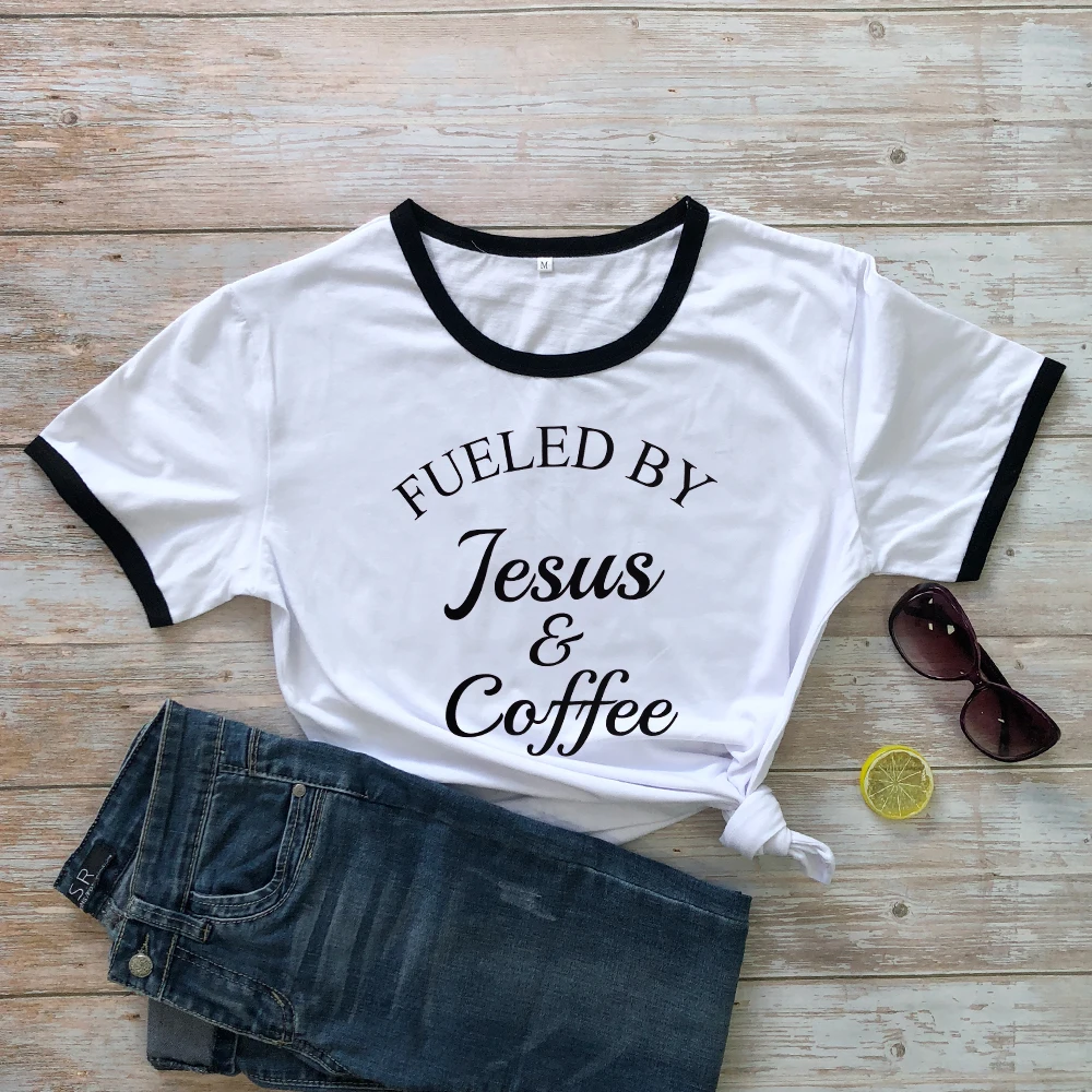 Fueled By Jesus& coffee Футболка женская Религиозная Христианская графическая Футболка Топ модная женская Мотивационная Библейская стих церковная футболка