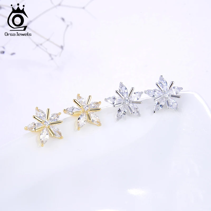 ORSA JEWELS Настоящее S925 Снежинка серьги гвоздики Новые Рождественские тема милые трендовые стерлингового серебра циркония женские ювелирные изделия SE172