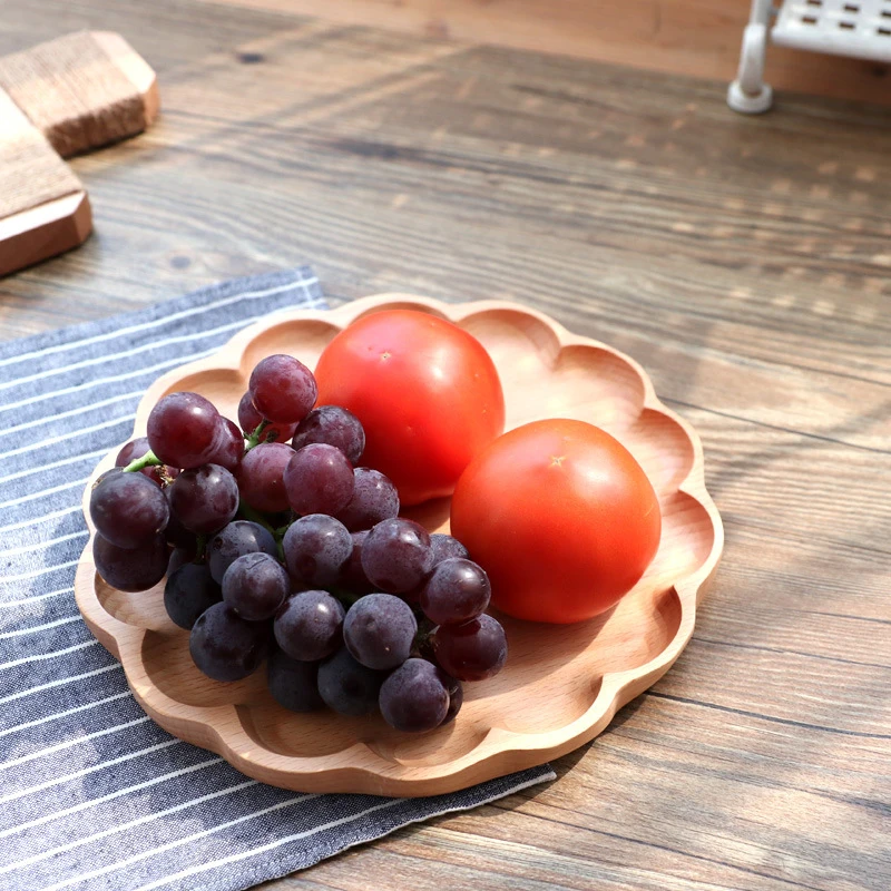 

Beech Petal-shaped Solid Wood Plate Fruit Snack Snack Plate Wooden Tableware