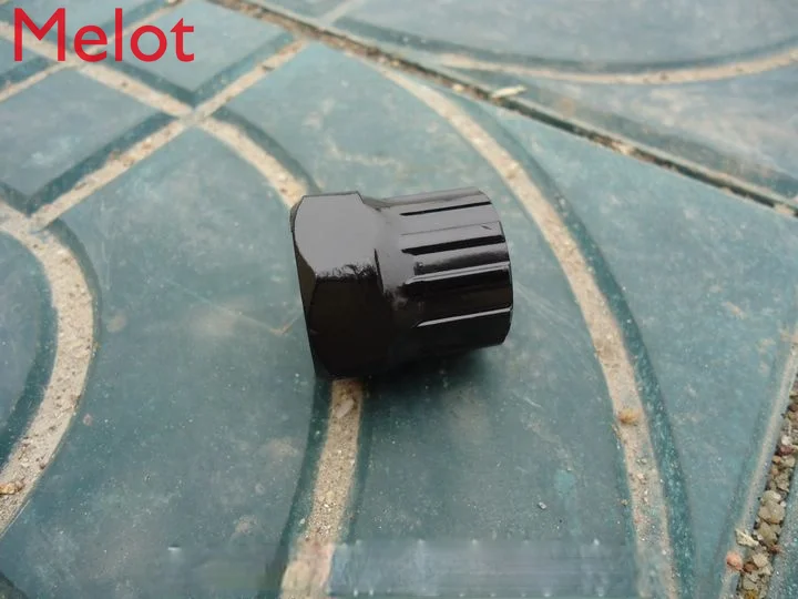 

Dual-Purpose Flywheel Tool/Rotary Fly/Card Fly Tool/Mountain Bike Flywheel Tool/Bicycle Flywheel Dismantlement Tool