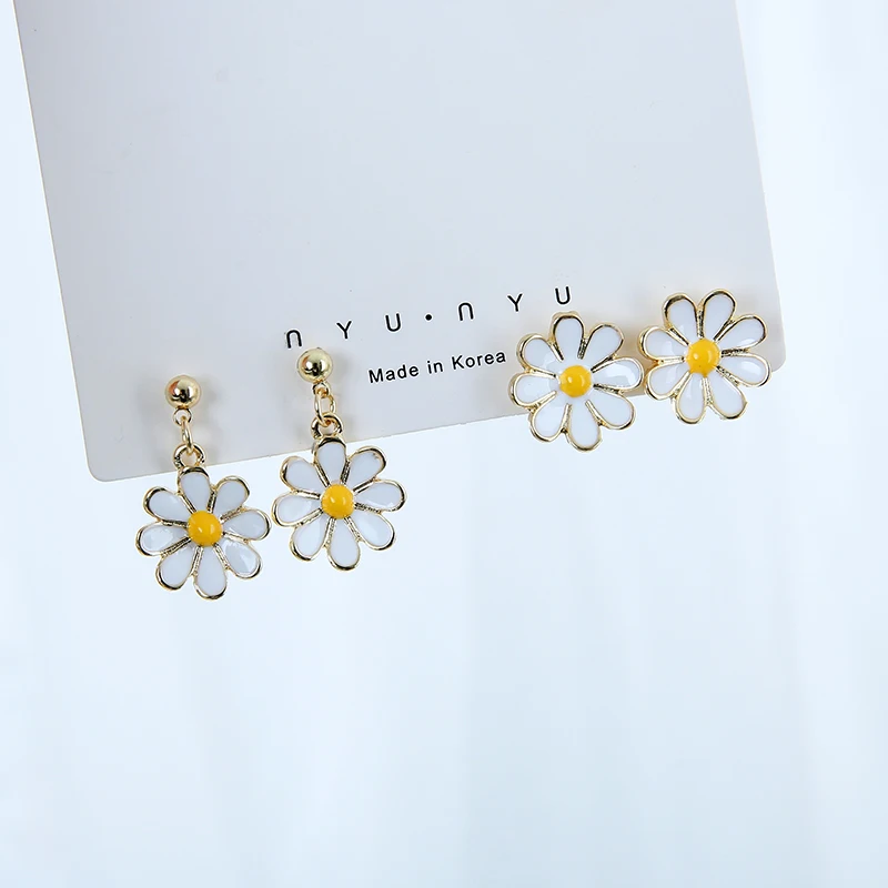 Женские серьги с цветком Little Daisy's department of pure and fresh | Украшения и аксессуары