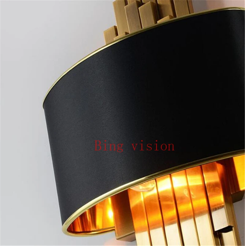 Настенный светодиодный светильник в металлической трубе для гостиной