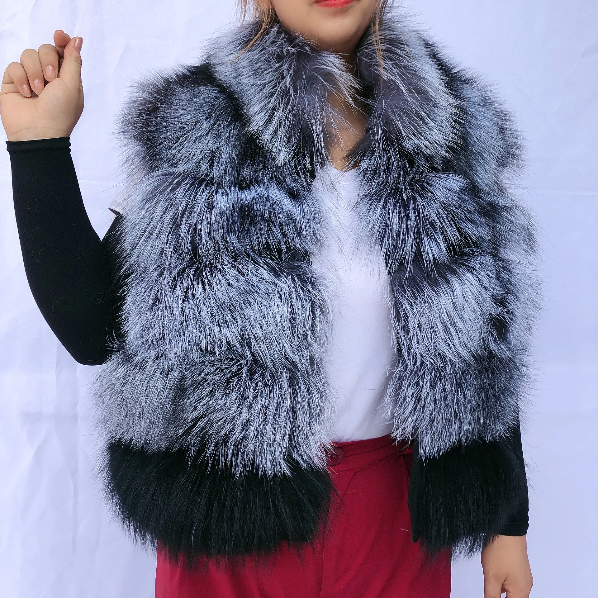 Высококачественное пальто из натурального Лисьего меха серебряного лисьего