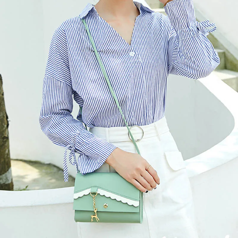 

Женская маленькая квадратная сумка с подвеской в виде оленя, мессенджер из искусственной кожи на одно плечо, модная дизайнерская дамская су...