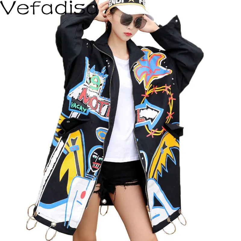 

Vefadisa Black Streetwear Cartoon Print Women Trench 2021 Autumn Rivet Decoration Windbreaker Coat Plus Size Female Coat QYF6172