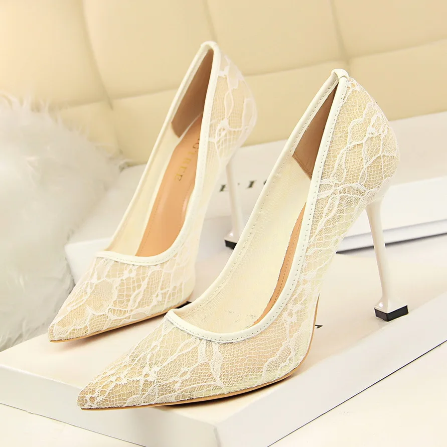 

fashion sexy nightclub lace hollow net thin shallow mouth pointed high heel women's single shoes