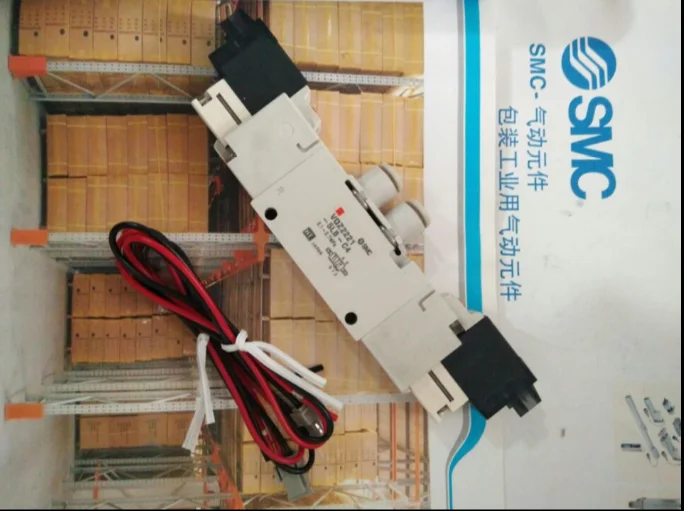 

Sale of new SMC solenoid valve VQZ2221LR-5LO-C4-X48 VQZ2221R-5GB-M5