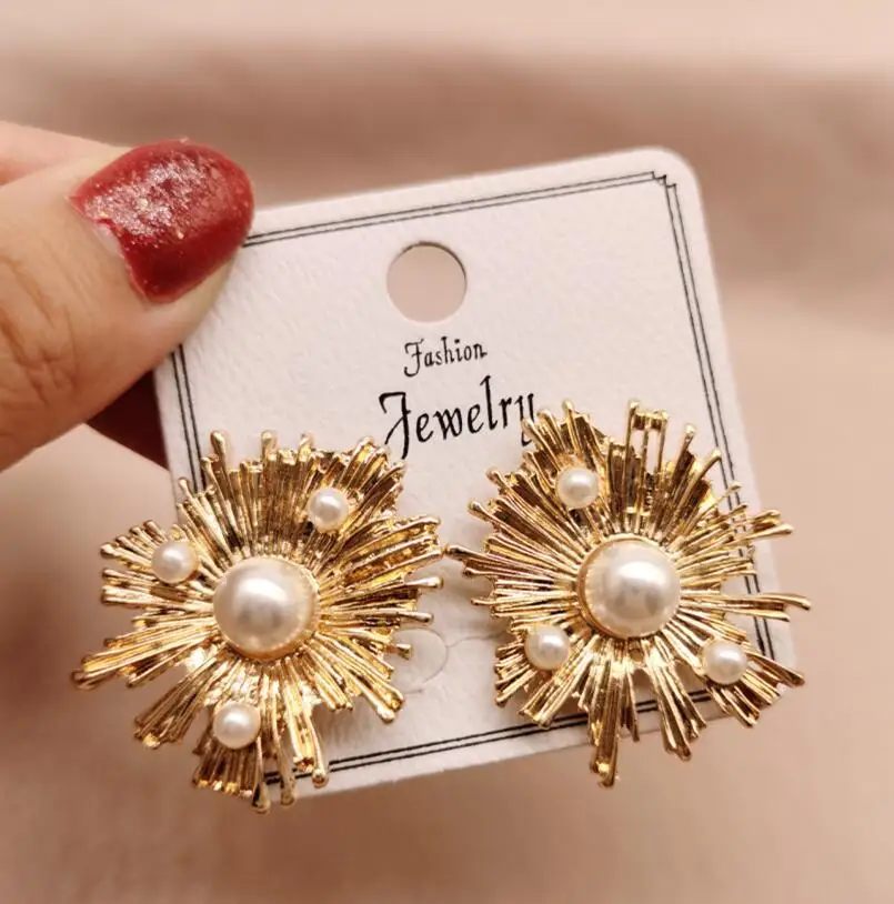 Женские серьги гвоздики с искусственным жемчугом вечерние для отпуска