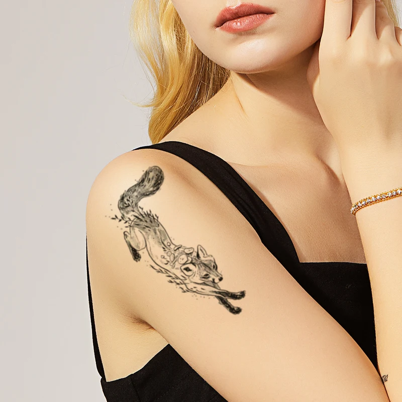

Flash Fake Women Chest Art Tattoos Sticker Black Geometric Arm Fox Tattoo Temporary Mountain Forest Moon Body Art Lovely Tatoos