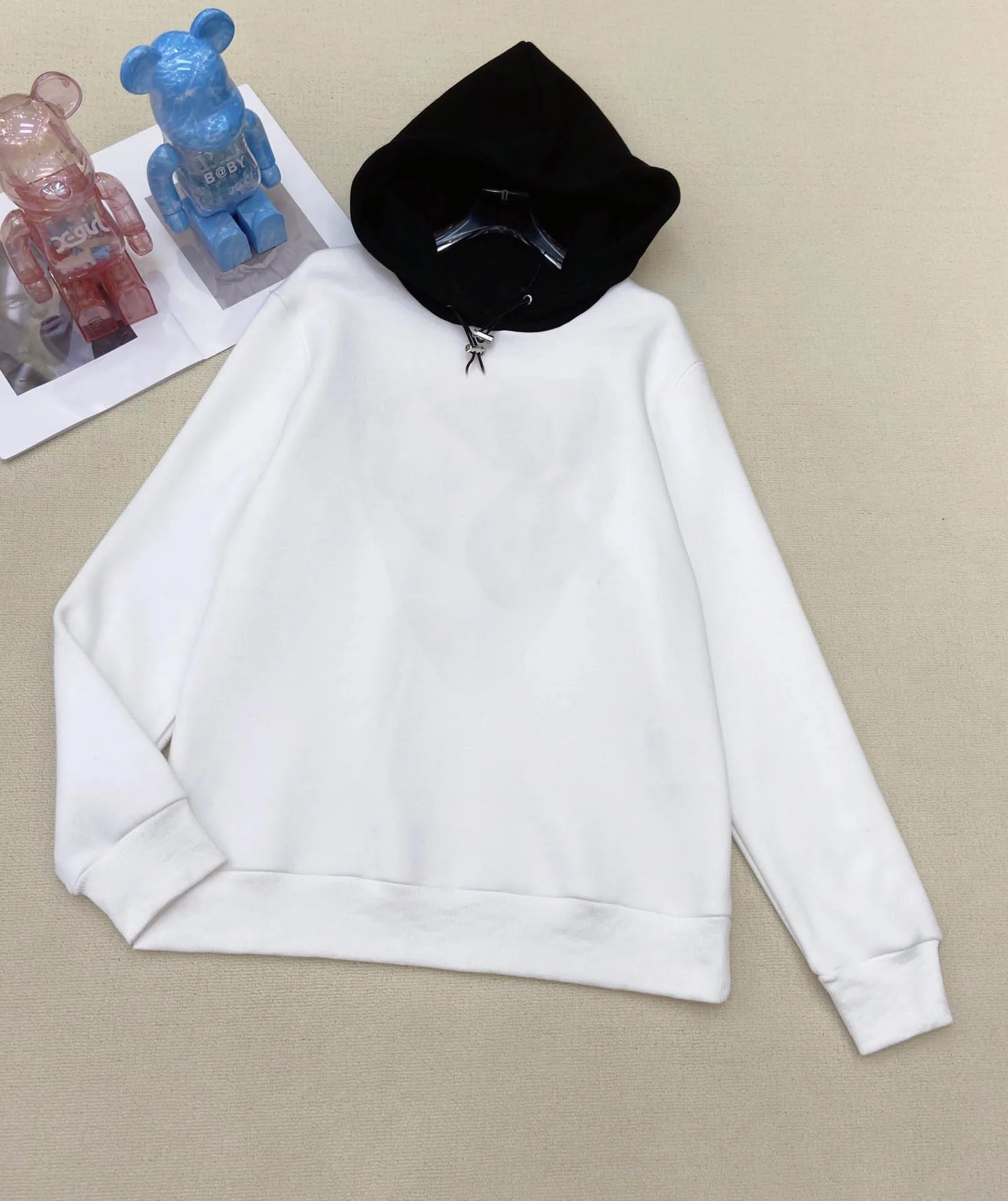 

High-end Solid Sweatshirts for Women Fashion Triangle Print Casual Coats Top Quality Loose Hooded Sweatshirts Lady Winter 2021