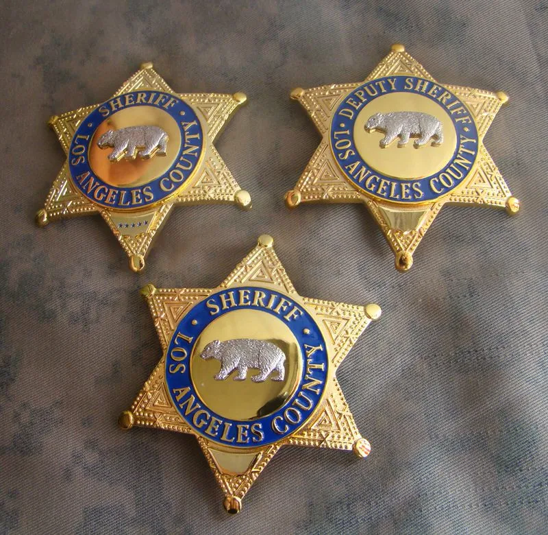 

United States LA Los Angeles COUNTY SHERIFF/DEPUTY SHERIFF Shirt Lapel Bear Badge Brooch Pin Insignia Badge 1:1 Gift Cosplay