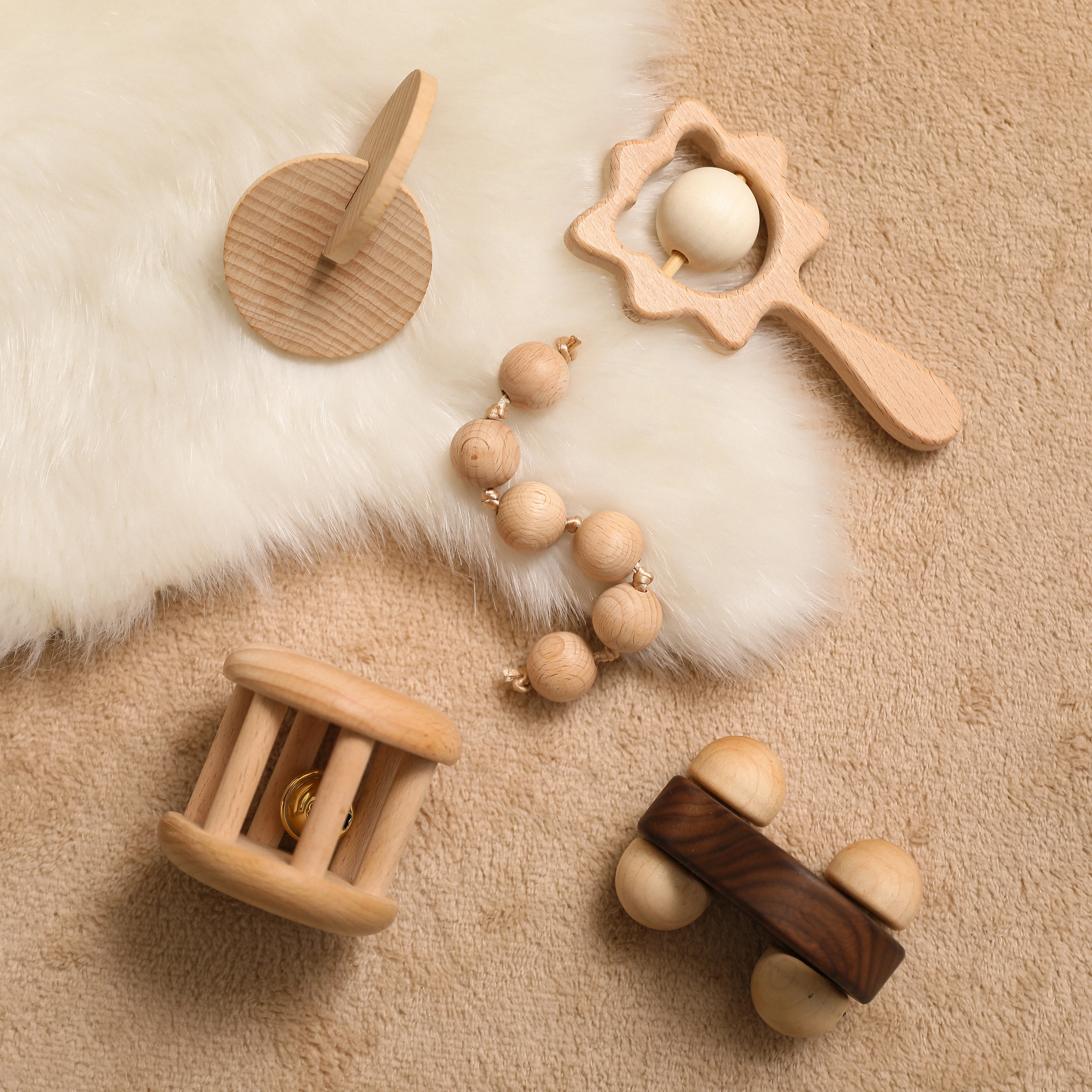 

2021 New Wooden Car Toys Set Baby Toys Rattles Bracelet Wood Teethers Montessori Toy Infant Teething Rattle Shower Gift