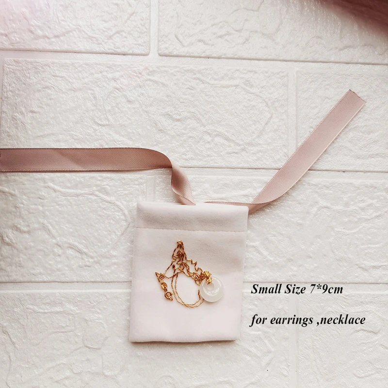 Бархатные Мешочки для ювелирных изделий с бантом и помадой косметическая