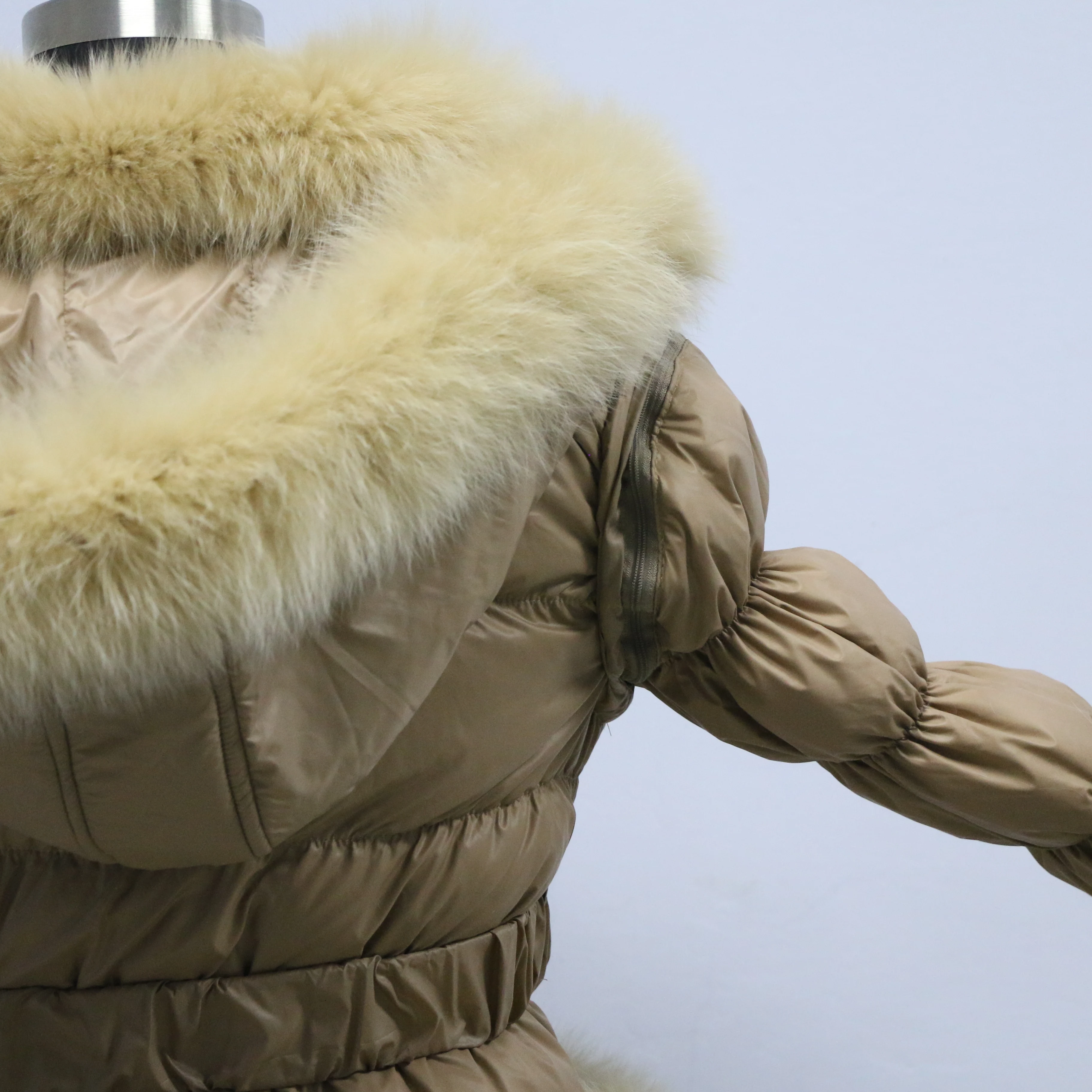 

KAMAGU FUR Winter Warm Down Jacket Women Furry Real Fur Collar White Duck Down Jacket Wholesale Price 4 rows Winter Down Coat