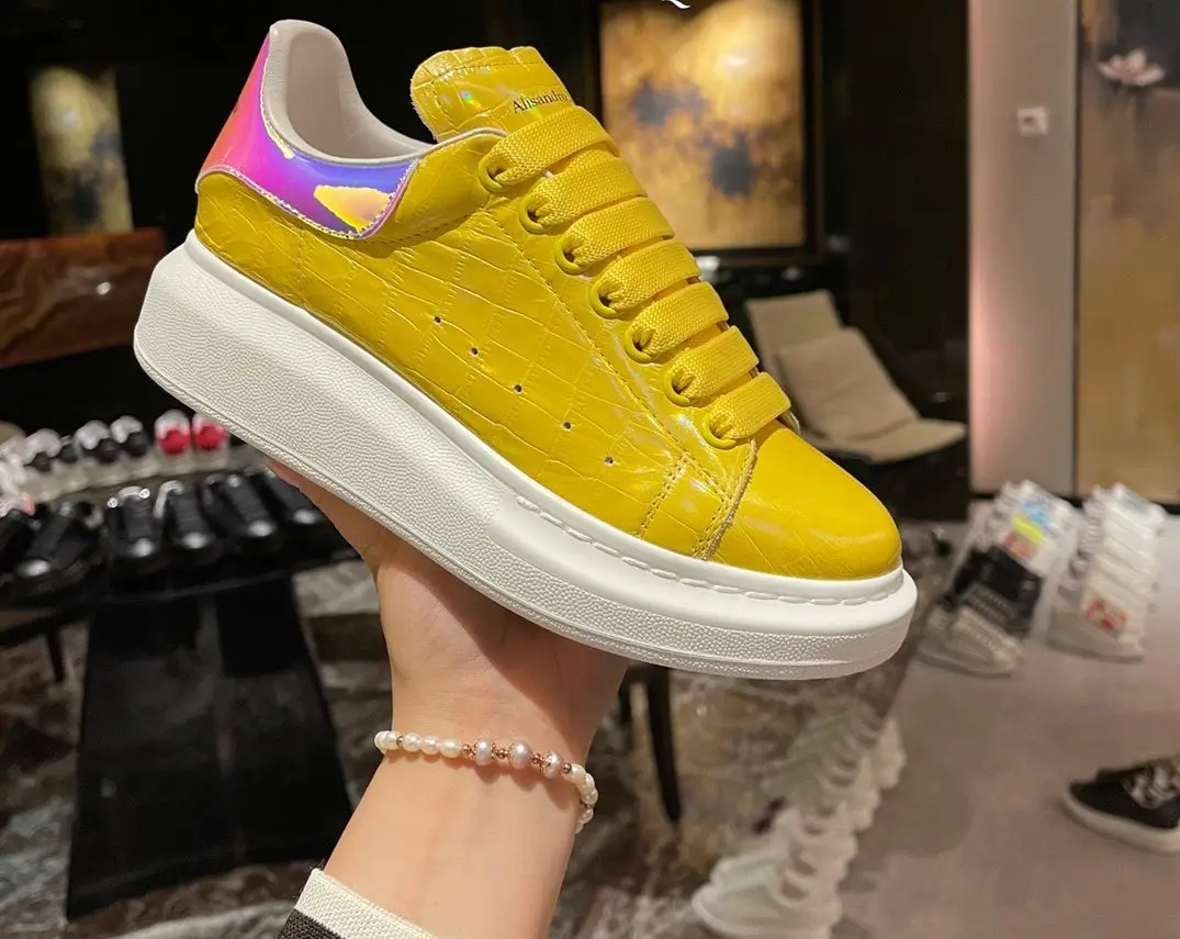 

brand Luxury designer Men Fashion Women Shoes Leather Lace-Up Platform Oversized Sole Confortable White Casual Shoe