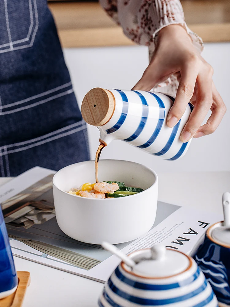 

ceramic seasoning jar set salt jar household kitchen supplies monosodium glutamate salt seasoning bottle combination