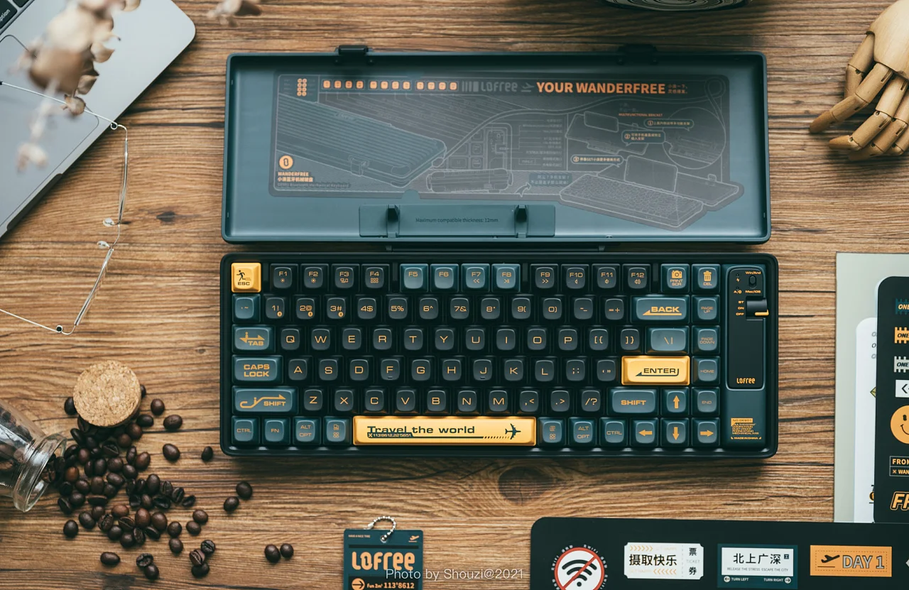 

LOFREE Wanderfree Bluetooth wireless mechanical keyboard Dark green dual-mode multi-system tea switches 84 keys office keyboard