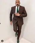 Размера плюс коричневый с заостренными лацканами Для мужчин костюмы смокинг Свадебный костюм мужской Homme жениха, Зауженный блейзер, 2 предмета (куртка + брюки)