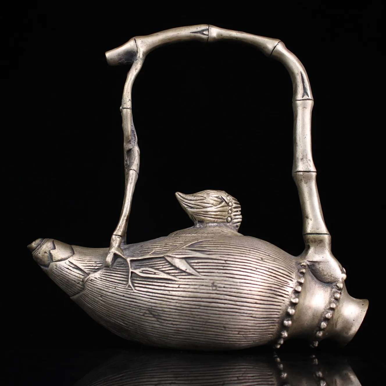 

7"Tibet Temple Collection Old Bronze Gilt silver Lotus root shape kettle Handle pot flagon Office Ornaments Town House Exorcism