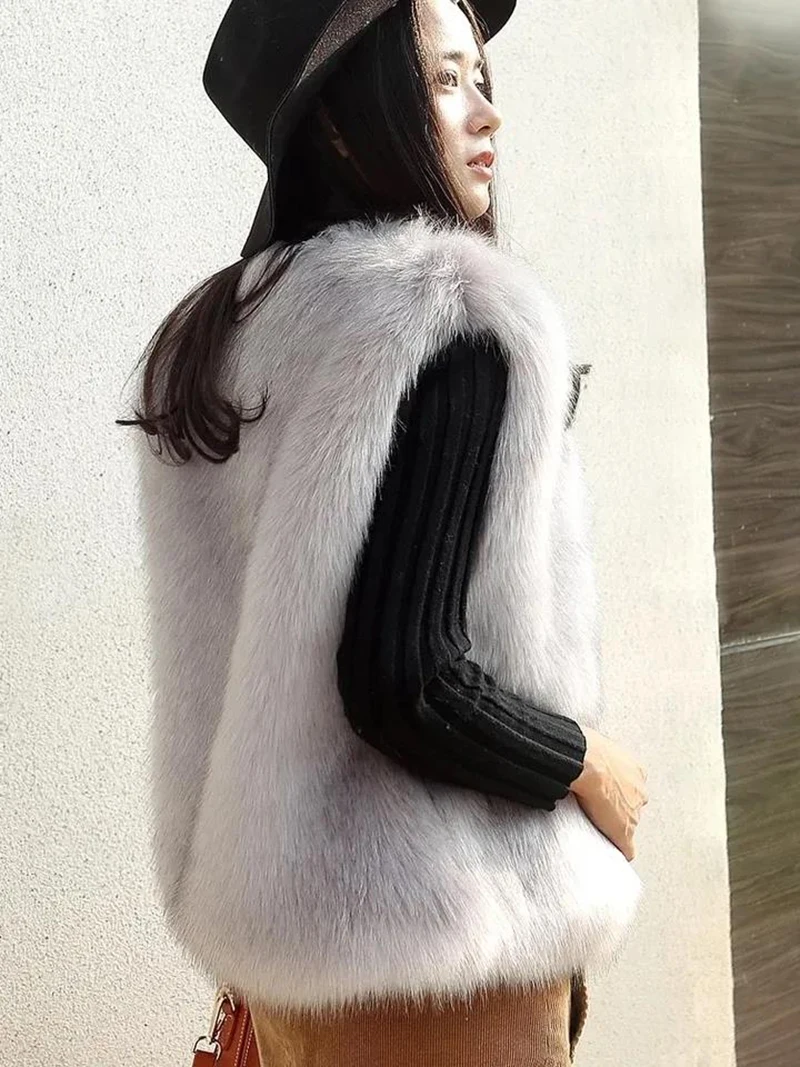 

2020 New Winter Female Fox Fur Vest Coat Winter Warm White Black Gray Fur Vest Jacket Large Size 2XL Sleeveless Coat