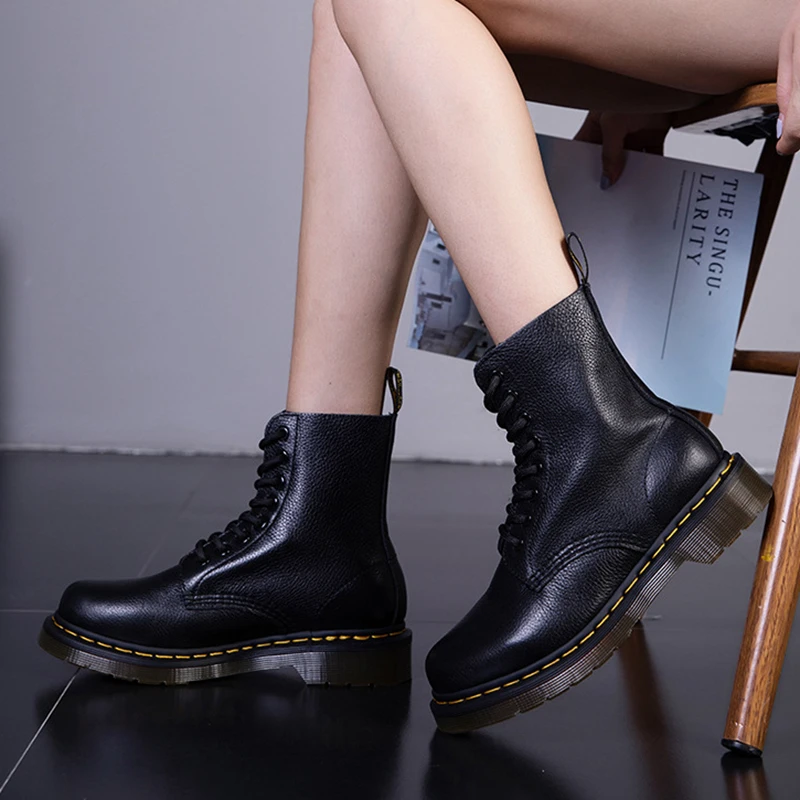 

Riding boots classic 8-hole head layer cowhide lychee pattern soft leather European and American couple shoes