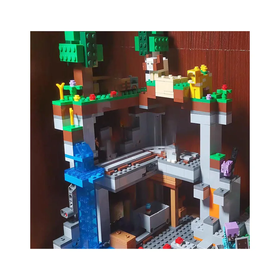 Figura de acci&oacute;n de la pel&iacute;cula de Anime para ni&ntilde;os, juguete de aventura en el mundo del juego, bloques de modelismo, regalos de Navidad, 21169-1