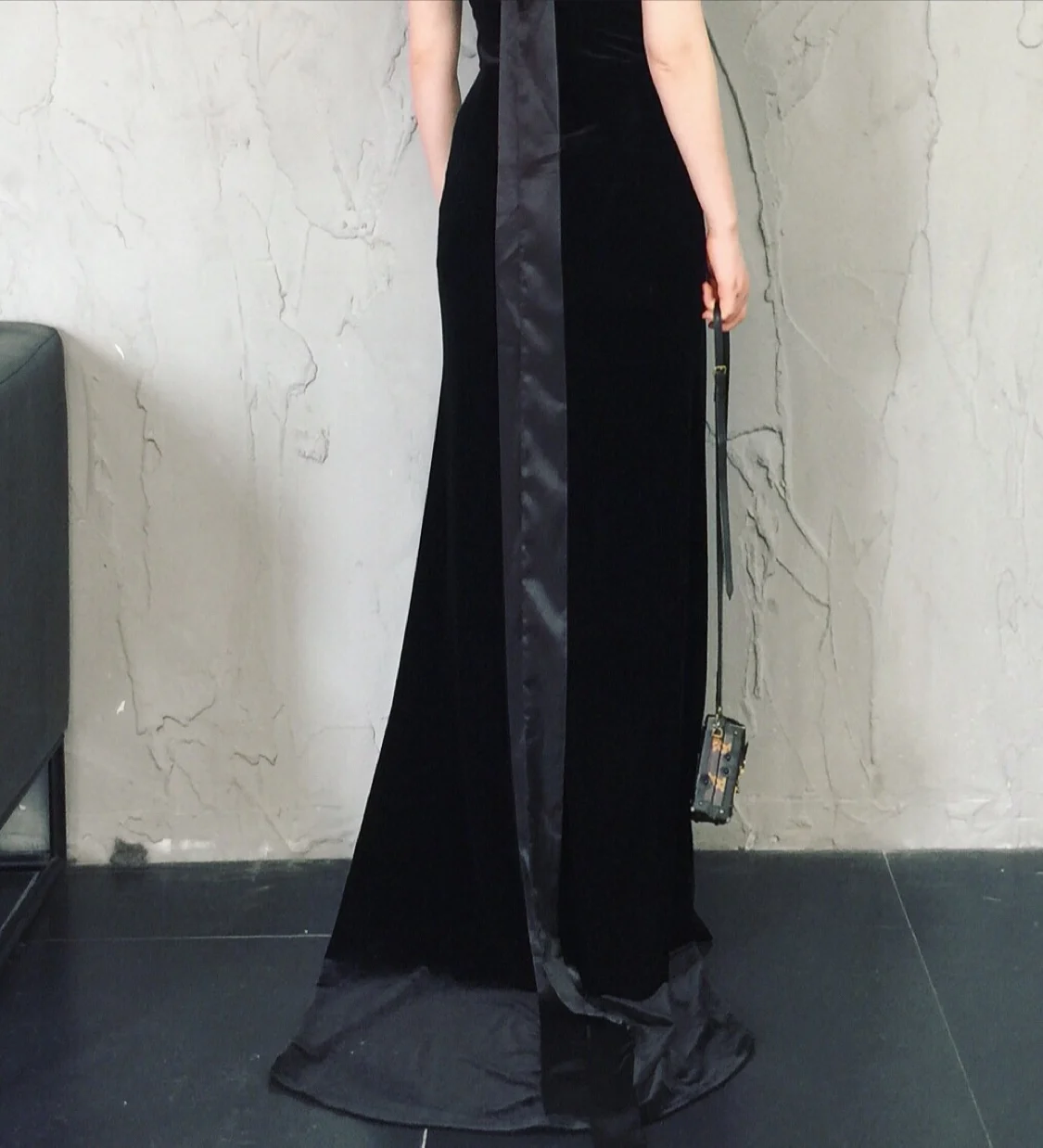 Бархатное сексуальное платье длинное Клубное винтажное черное без рукавов