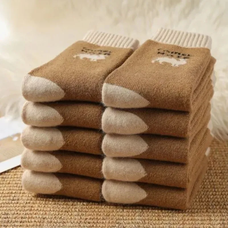 

Men's and Women's Winter Thickened Warm Terry Warm Camel Hair Socks Northern Camel Hair Warm Socks Middle Tube Sock Men Harajuku