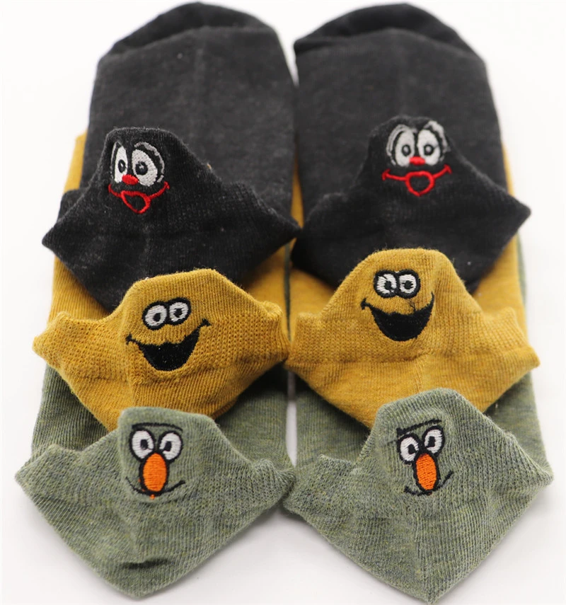 ZT 4 3PAIRS Kawaii Embroidered Expression Women Socks Happy Fashion Ankle Funny Socks Women Cotton Summer Candy Color - Цвет: ZT 4