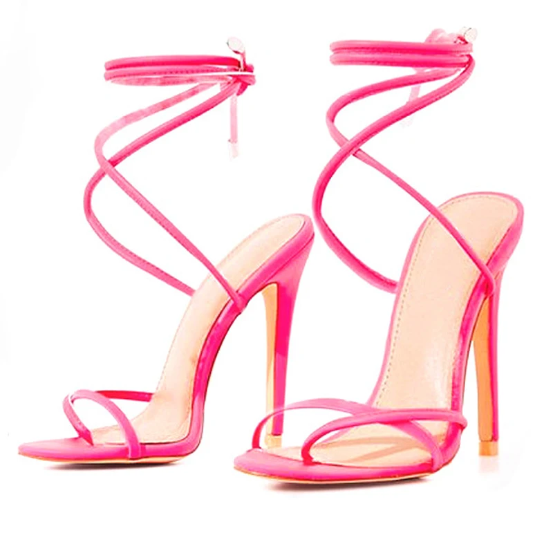 Летние Стильные туфли на каблуке женские босоножки ярких цветов высоком