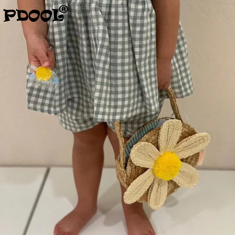 

Cute Flower Children's Adults Rattan Beach Straw Bag Kids Room Candy Keys Coin Bags Decorative Photography props Mini Handbag