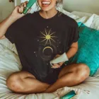 Женская футболка, винтажный топ с принтом солнца, луны, черепа, с коротким рукавом, Свободный Топ унисекс, размера плюс